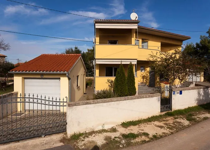 Apartments Klara