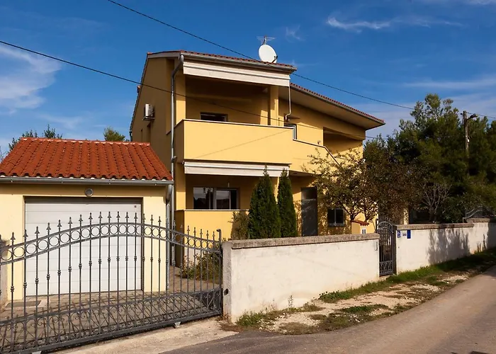 Apartments Klara